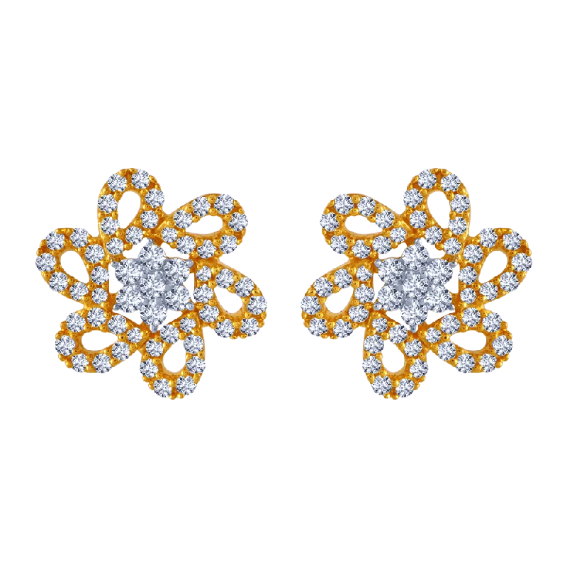 Cushion - Cut Women's Diamond Rings in Platinum with a Soft and Romantic Appearance18k Delicate Flower Shape Diamond Earring.