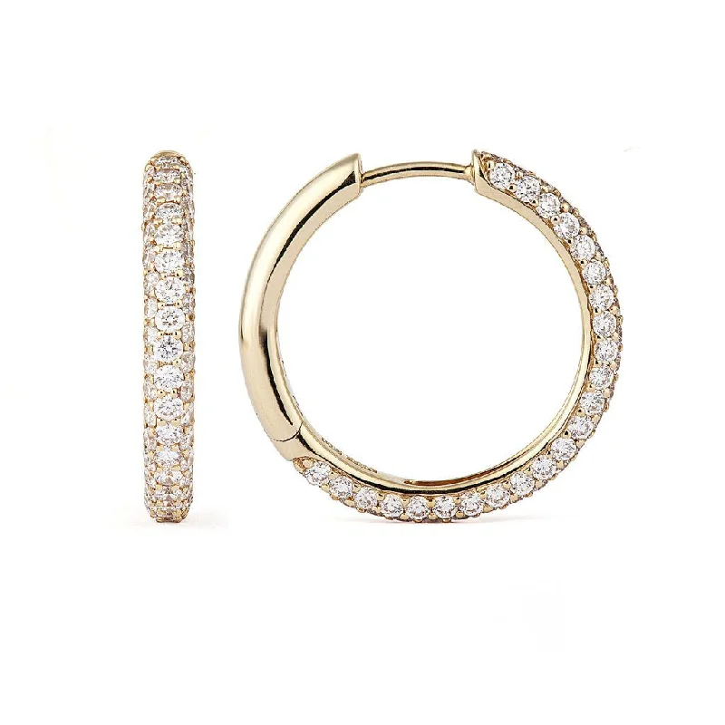 Lightweight hoop earringsClassic Pavé 21 mm 18K Gold Hoops w. Diamonds