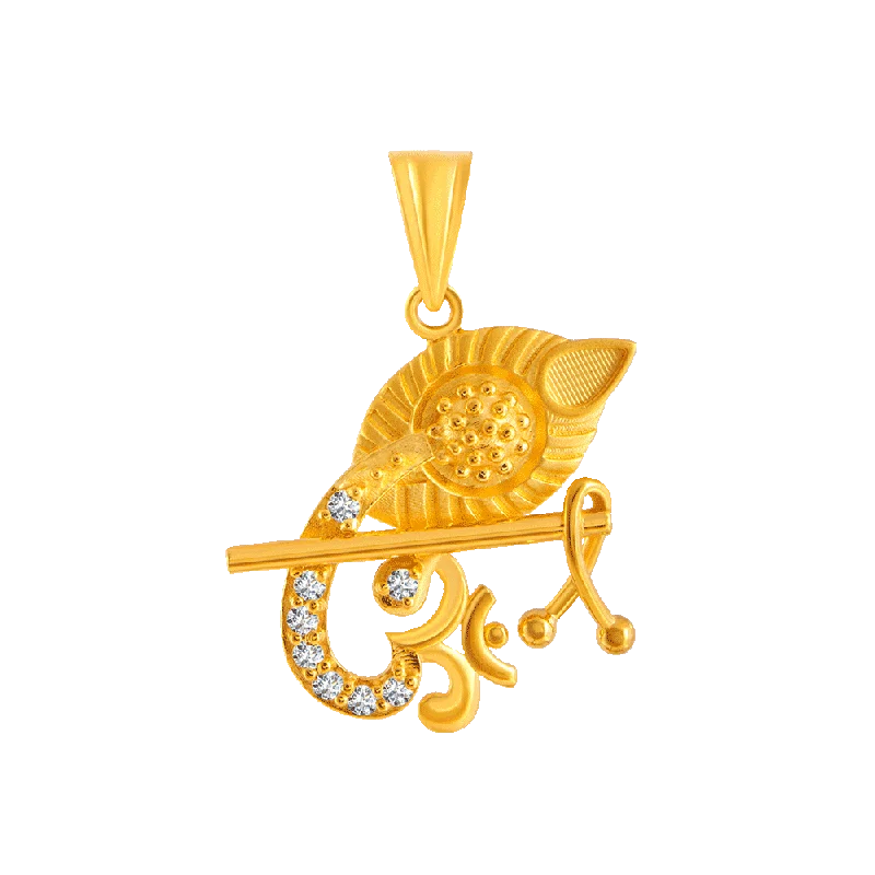 Cathedral - Style Women's Diamond Rings with a Raised Center Setting and Elaborate Metalwork22KT Yellow Gold And American Diamond Pendant For Women