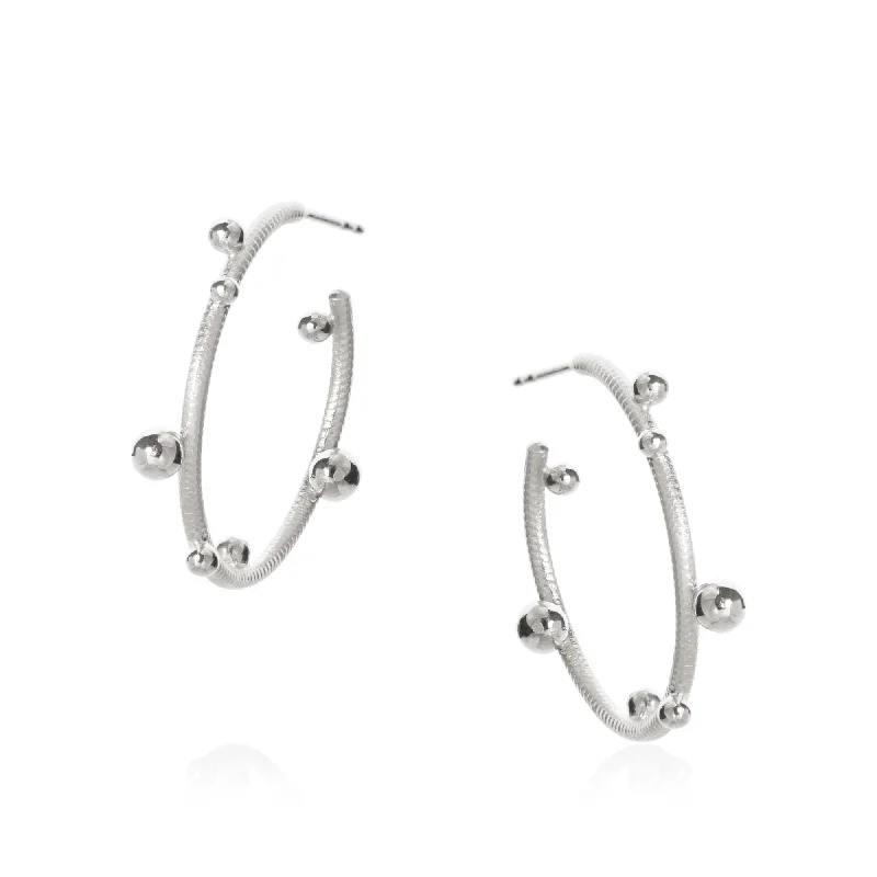 Minimalist hoop earringsSmall Delphis Silver Hoops