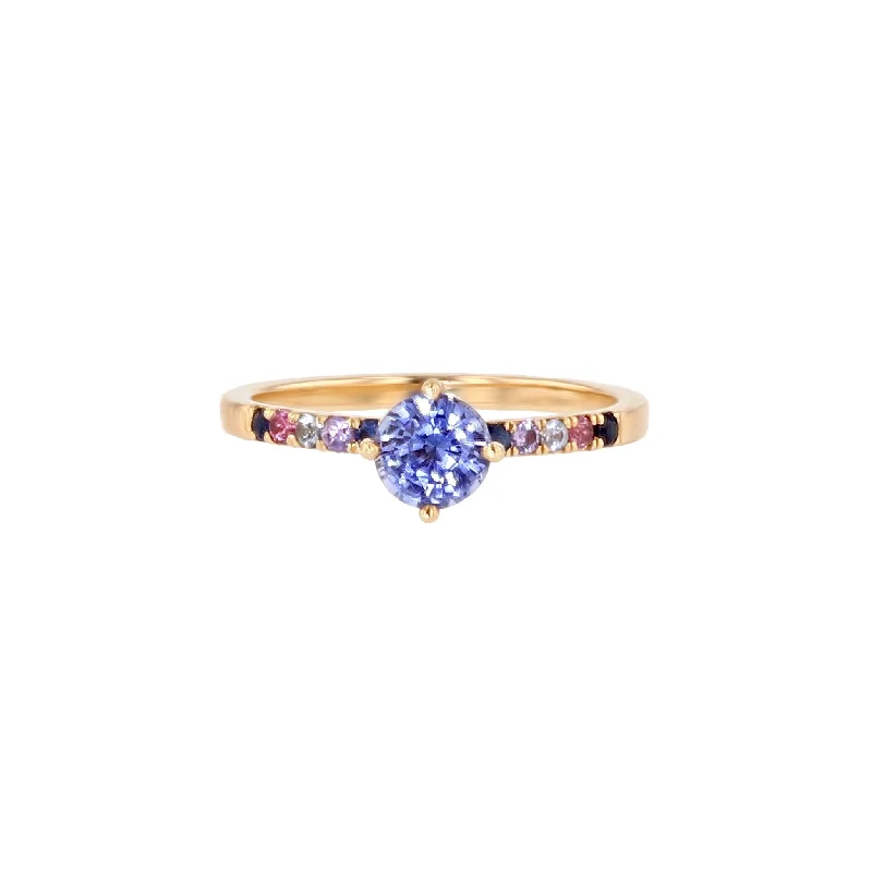 Moissanite - Set Wedding Bands in Yellow Gold for a Sparkling and Ethical Alternative to DiamondsSOLD OUT Monara Nil 18K Gold Ring w. Sapphires