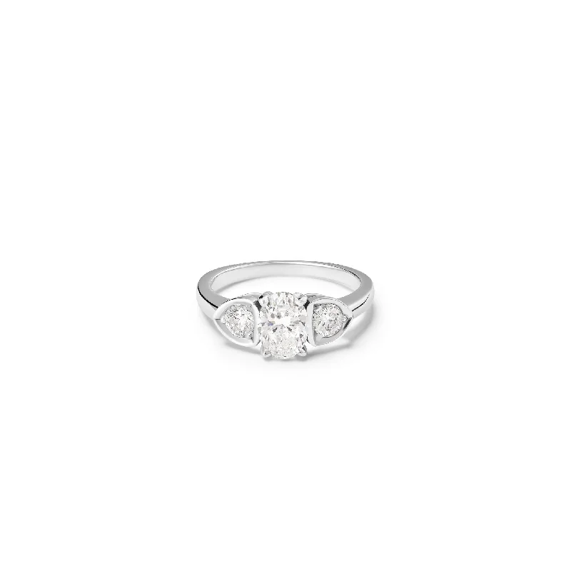 Engagement Rings with Sapphire and Diamond Combinations in a Vintage StyleKatie Engagement Ring 18ct White Gold - Diamond