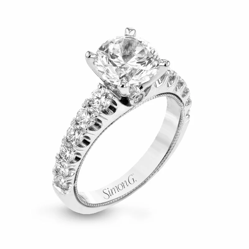 Adjustable Engagement Rings with a Flexible Band and a Princess - Cut Center DiamondRound-Cut Engagement Ring In 18k Gold With Diamonds