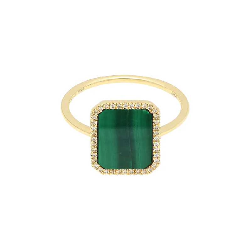 Garnet Gemstone Rings in 18K Gold Vermeil with Intricate Engravings for a Traditional AestheticBague Semi Precious 18K Gold Ring w. Malachite & Diamonds